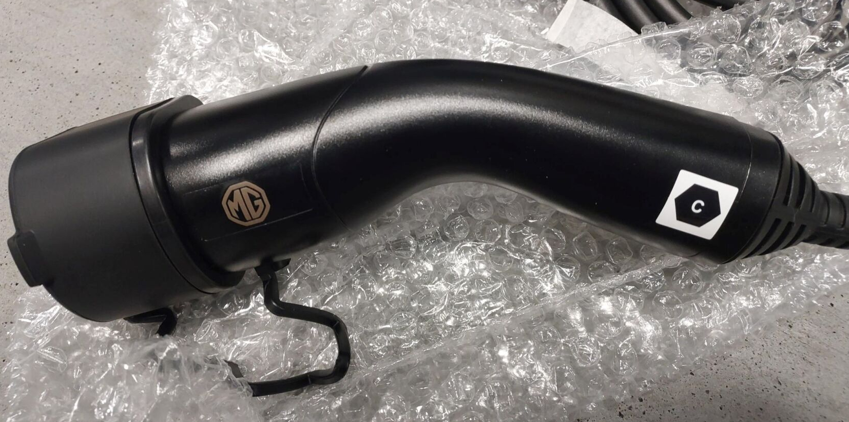 Блок заряджання електромобіля MG повільна TYPE 2 MODE 2 (22428)