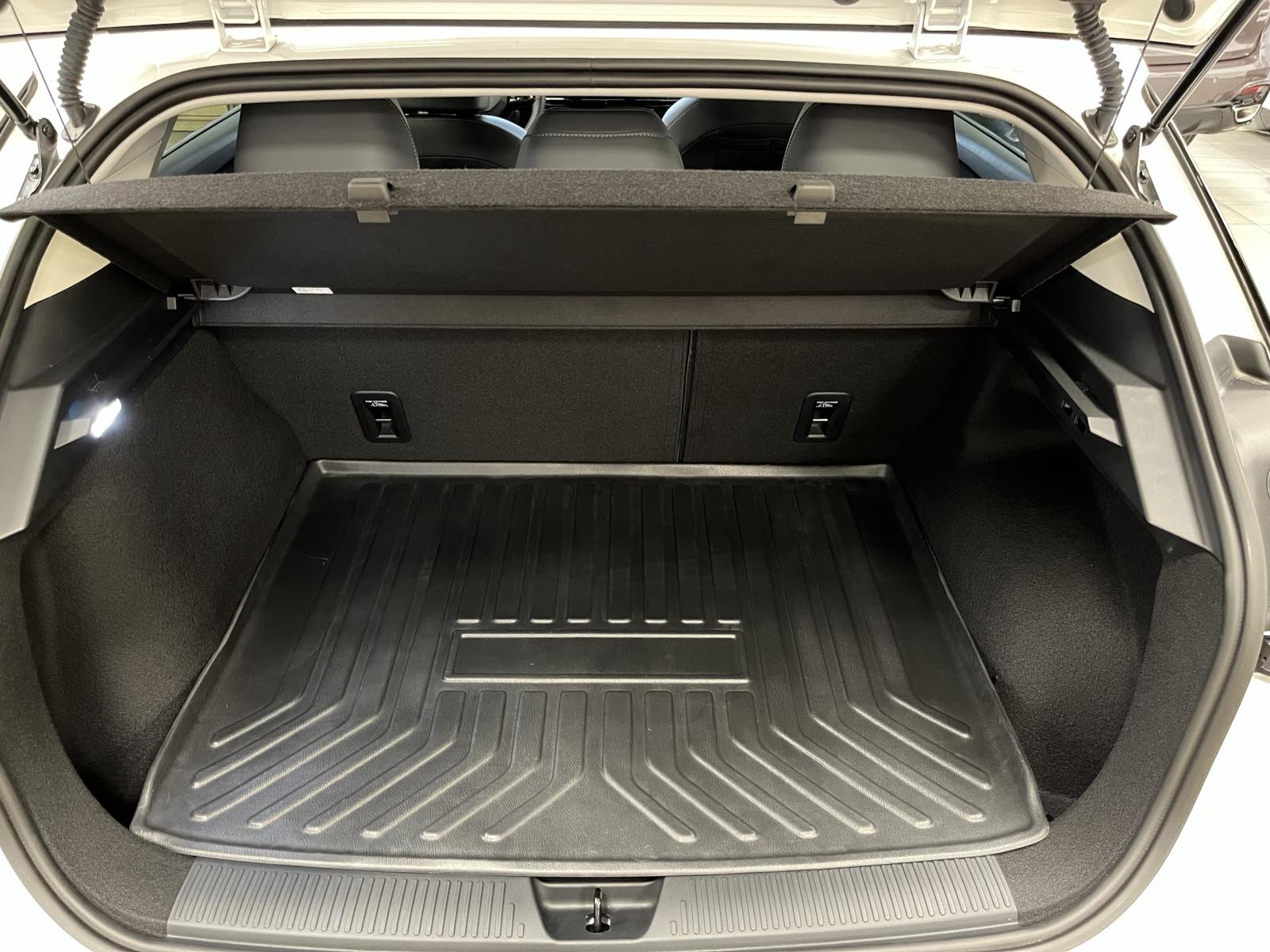 Килимок багажника MG 4 EV (2022-...) (LUXURY) (upper trunk) (50536)